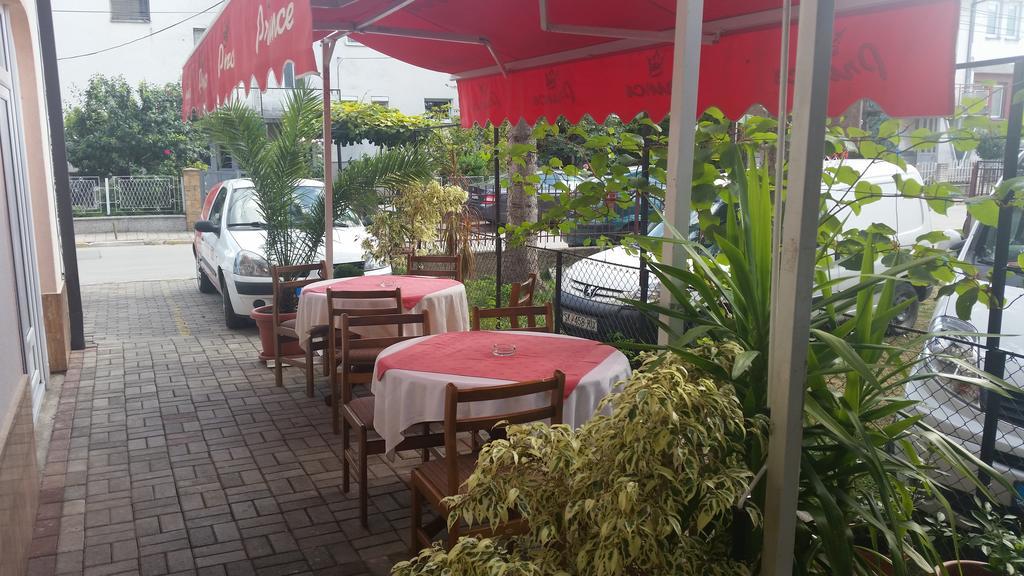 סטרוגה Hotel Montenegro מראה חיצוני תמונה