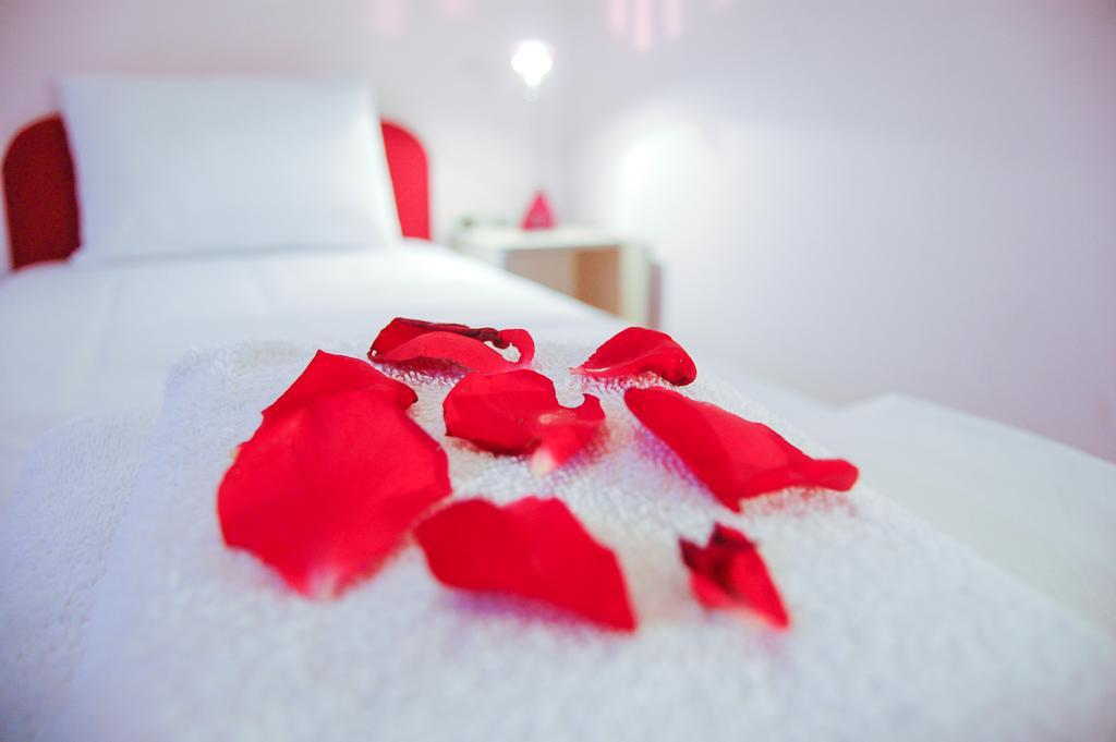 סטרוגה Hotel Montenegro מראה חיצוני תמונה
