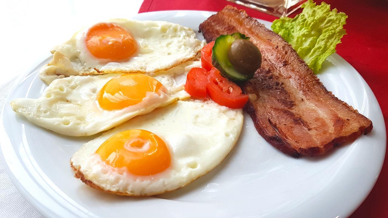 סטרוגה Hotel Montenegro מראה חיצוני תמונה