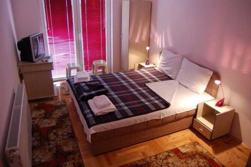 סטרוגה Hotel Montenegro מראה חיצוני תמונה
