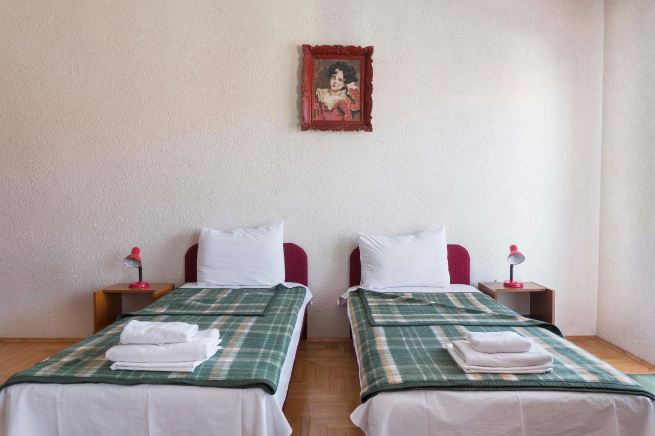 סטרוגה Hotel Montenegro מראה חיצוני תמונה